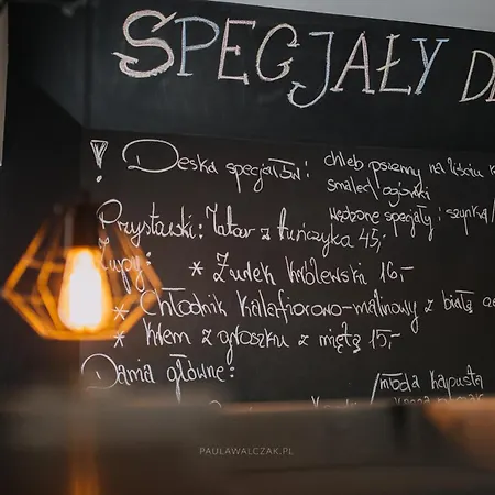 Mozaikowy Piec Rum i privatbostad